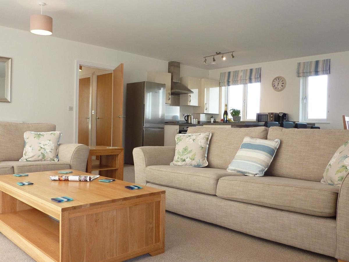 28 Clock Tower Court Appartement Charlestown  Buitenkant foto