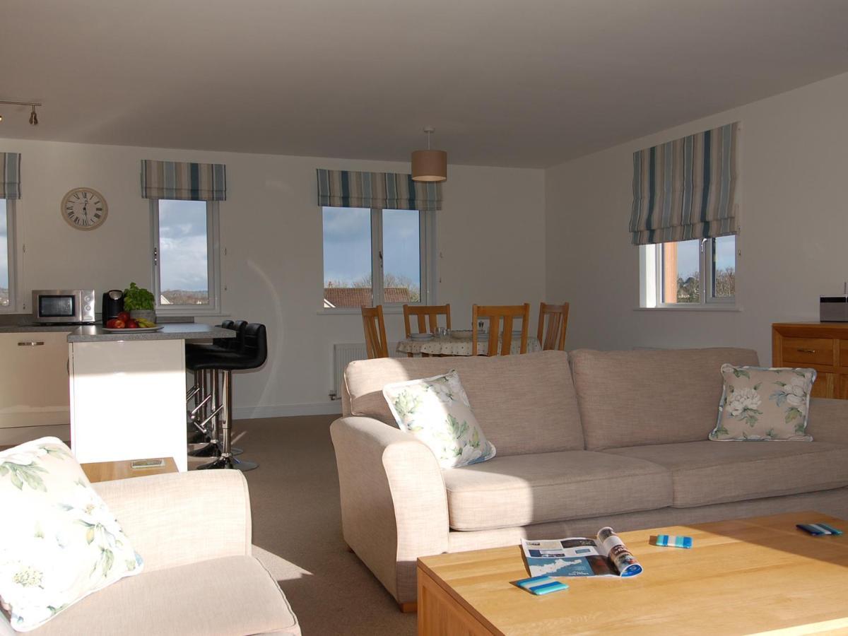 28 Clock Tower Court Appartement Charlestown  Buitenkant foto